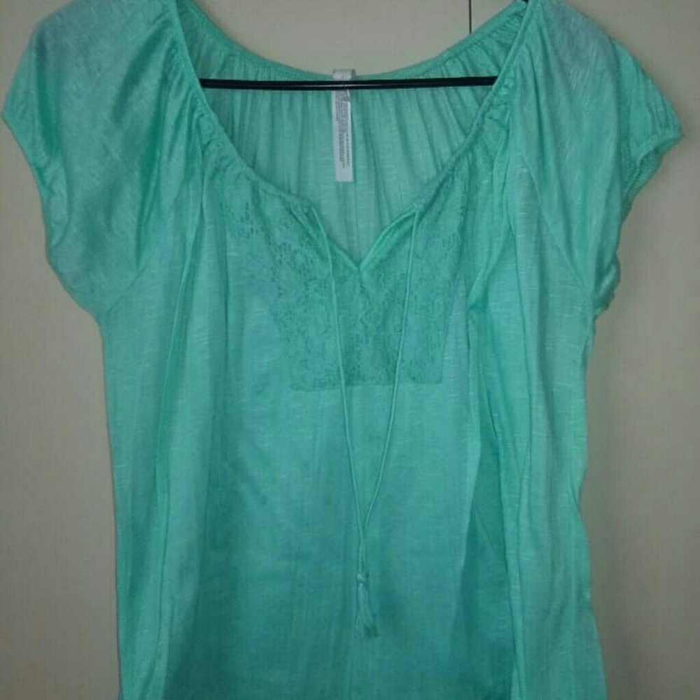 Woman's shirt